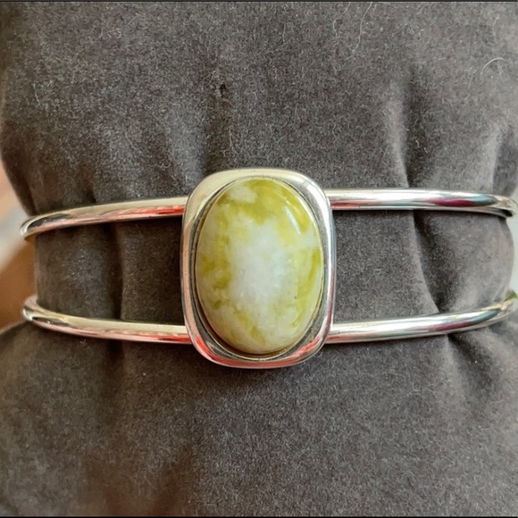 Jewelry - IRISH CONNEMARA MARBLE BRACELET